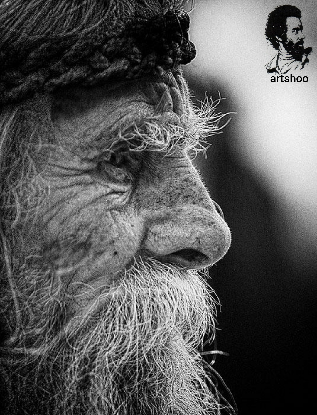 مدل پرتره سیاه قلم